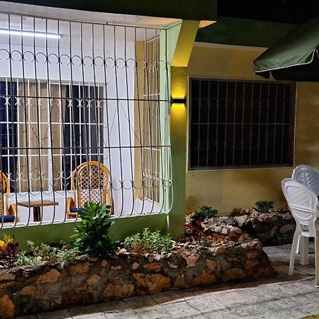 Casa En Villa Marchena Azua Compostela de Azua Buitenkant foto